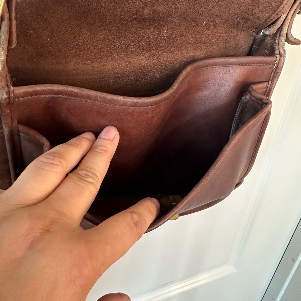 Vintage Coach Legacy Flap Turnlock Adjustable Crossbody Brown Leather Bag - Picture 6 of 16